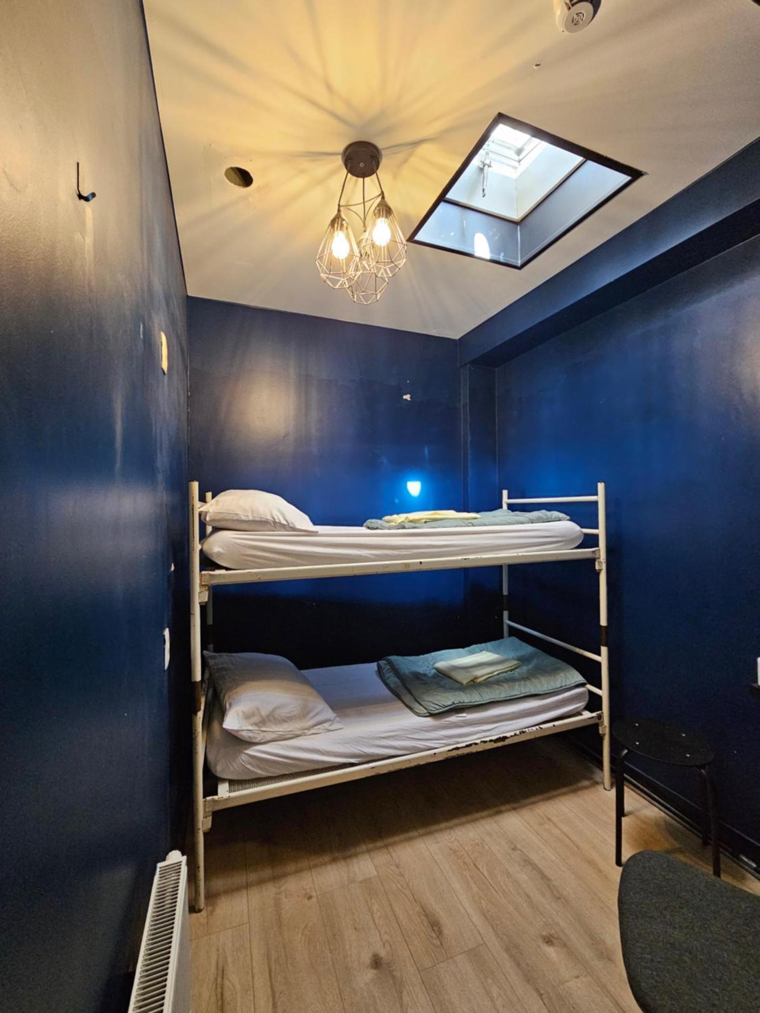 Crossroads Hostel Amsterdam Cameră foto