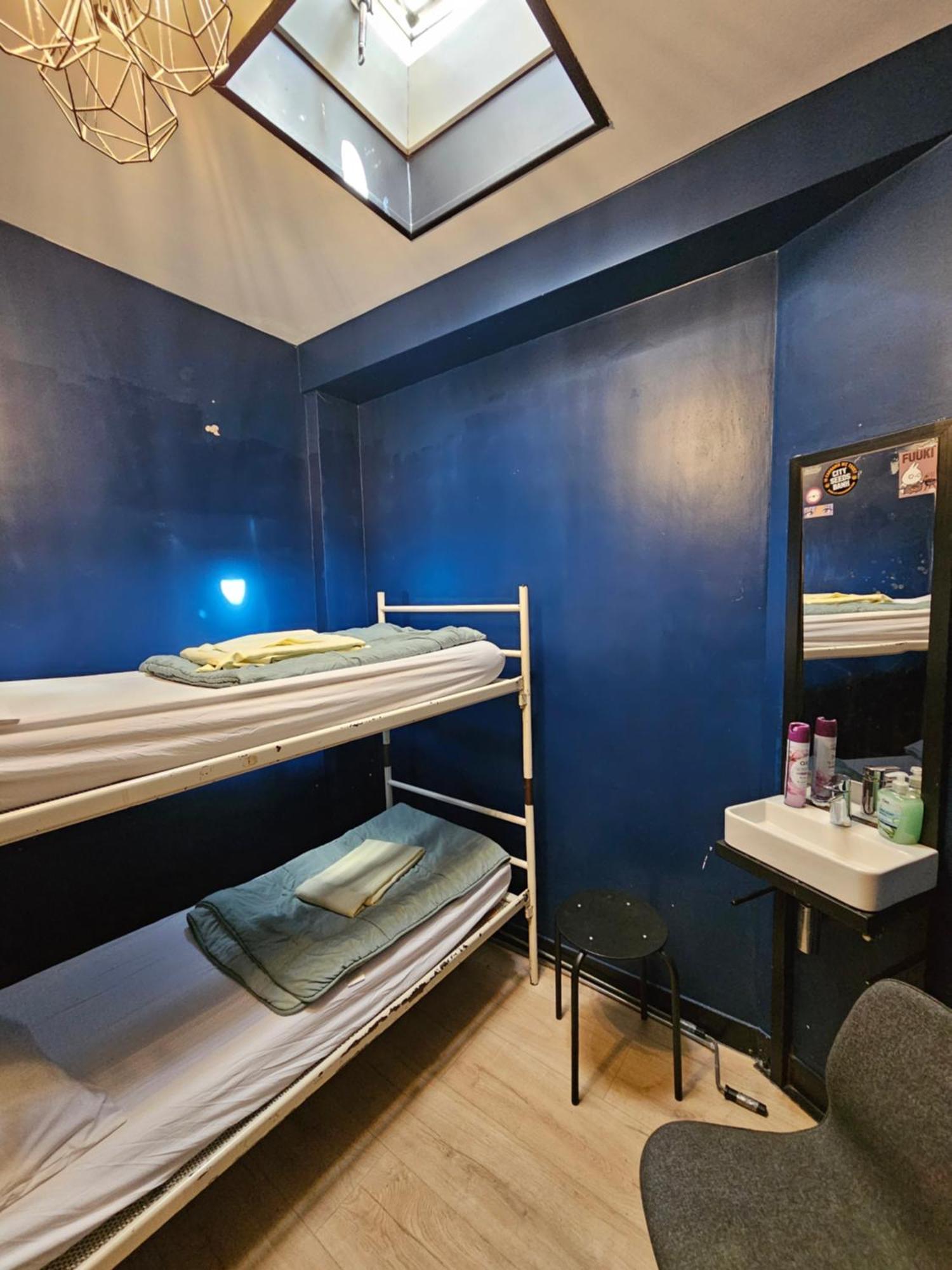 Crossroads Hostel Amsterdam Cameră foto